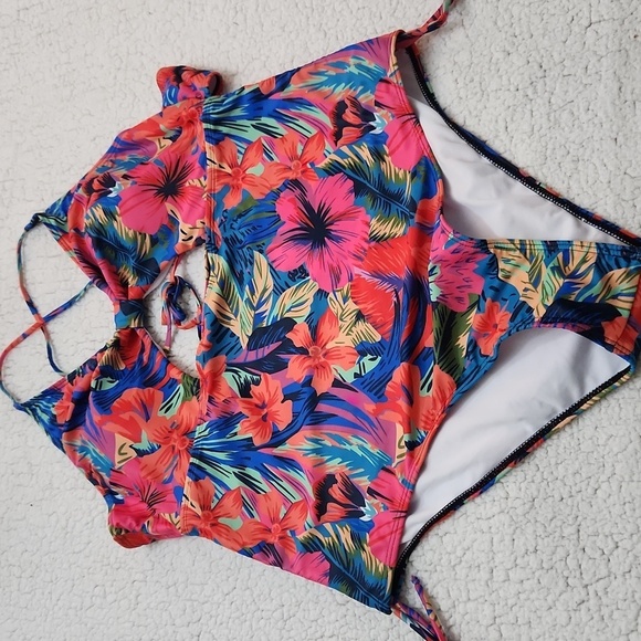 Tropical Floral One Piece Swimsuit Padded Beach Pool Party Vacation - Picture 3 of 7
